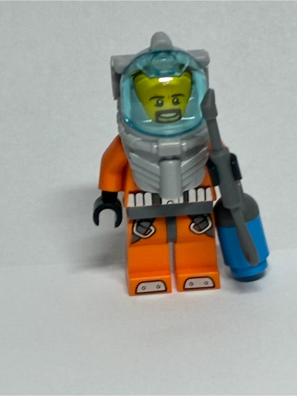 LEGO Orange Diver Minifigure with Light Blue Visor and Blue Tank